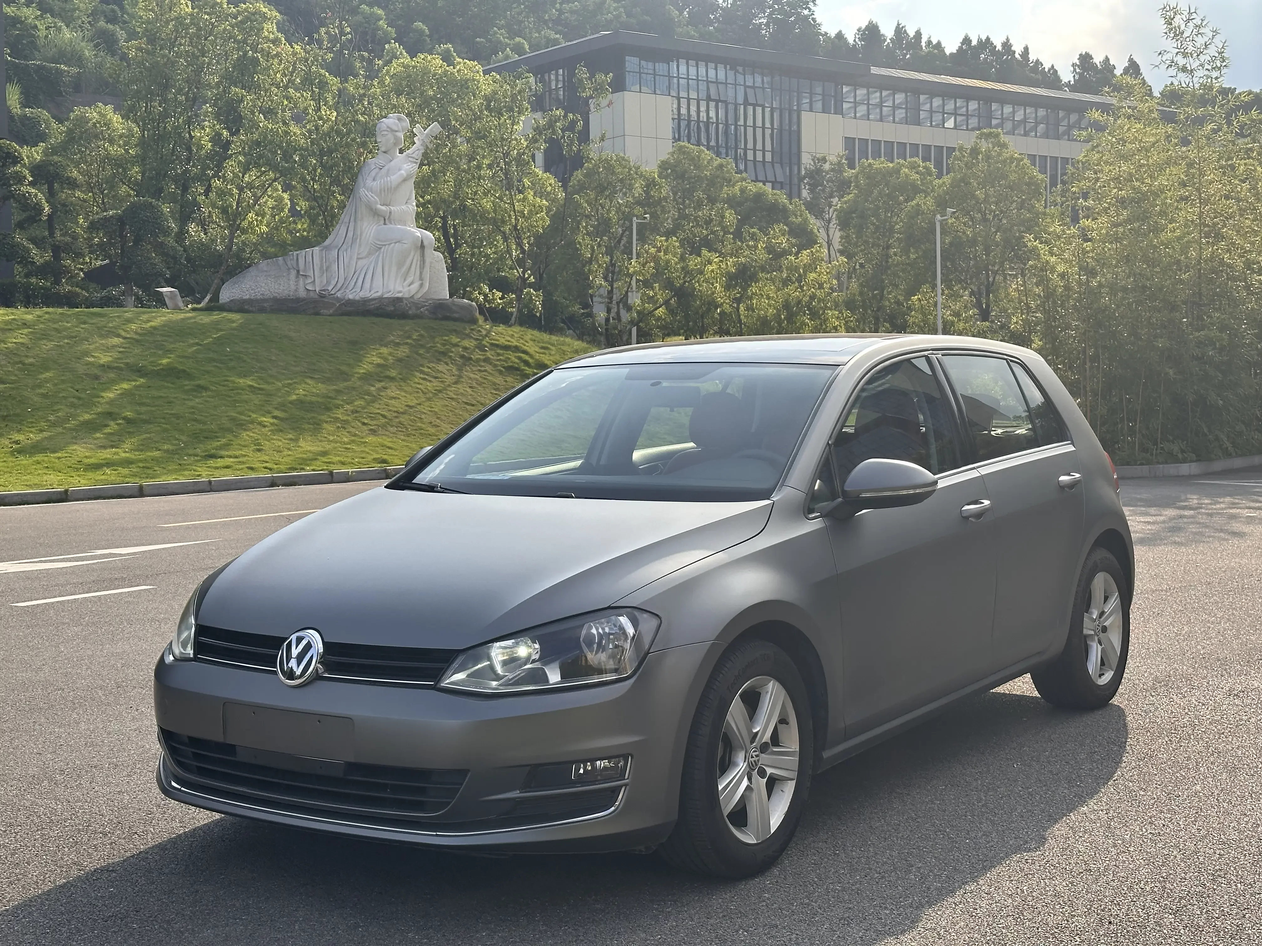 Volkswagen golf  из Китая