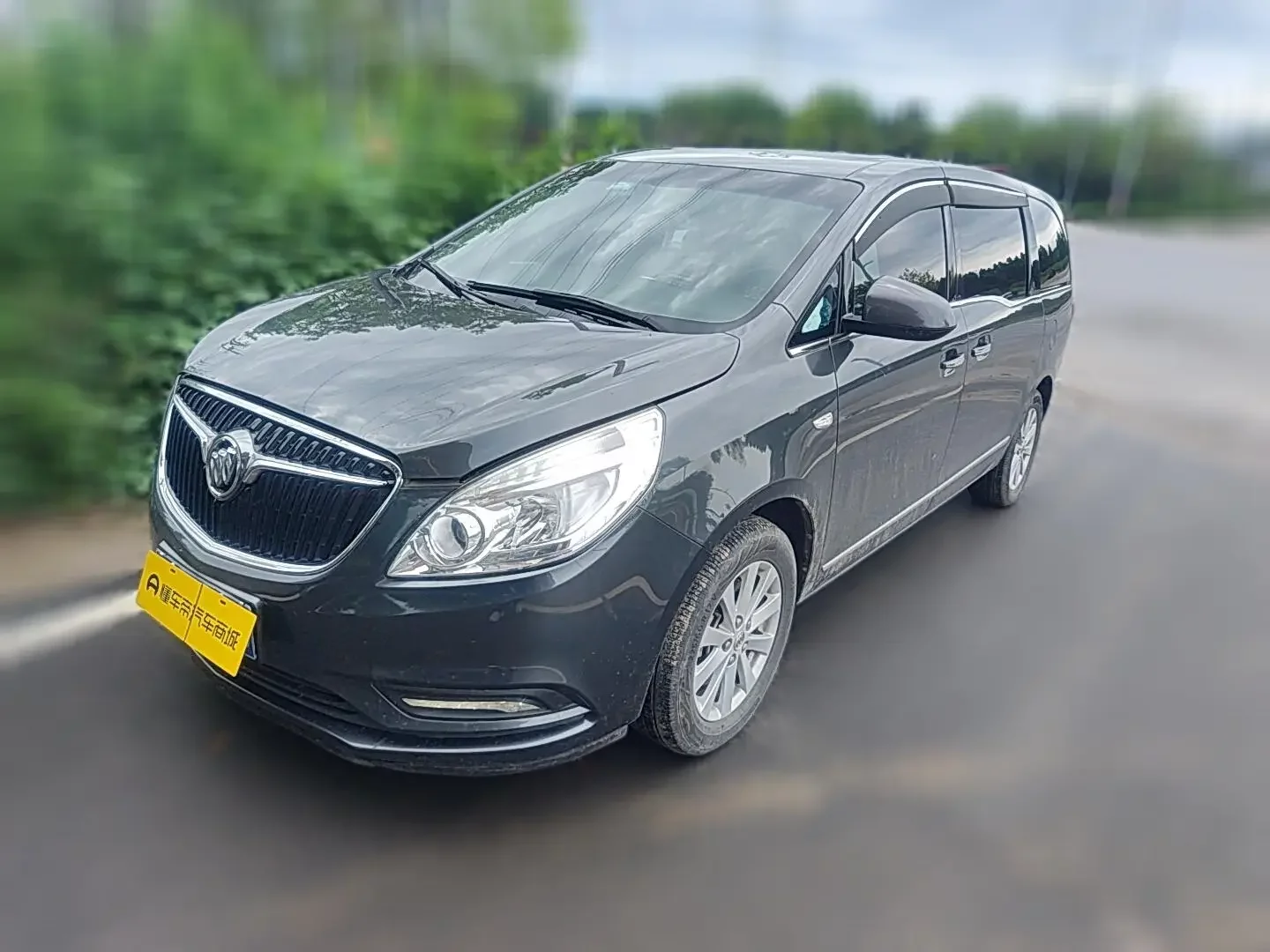 Buick GL8  из Китая