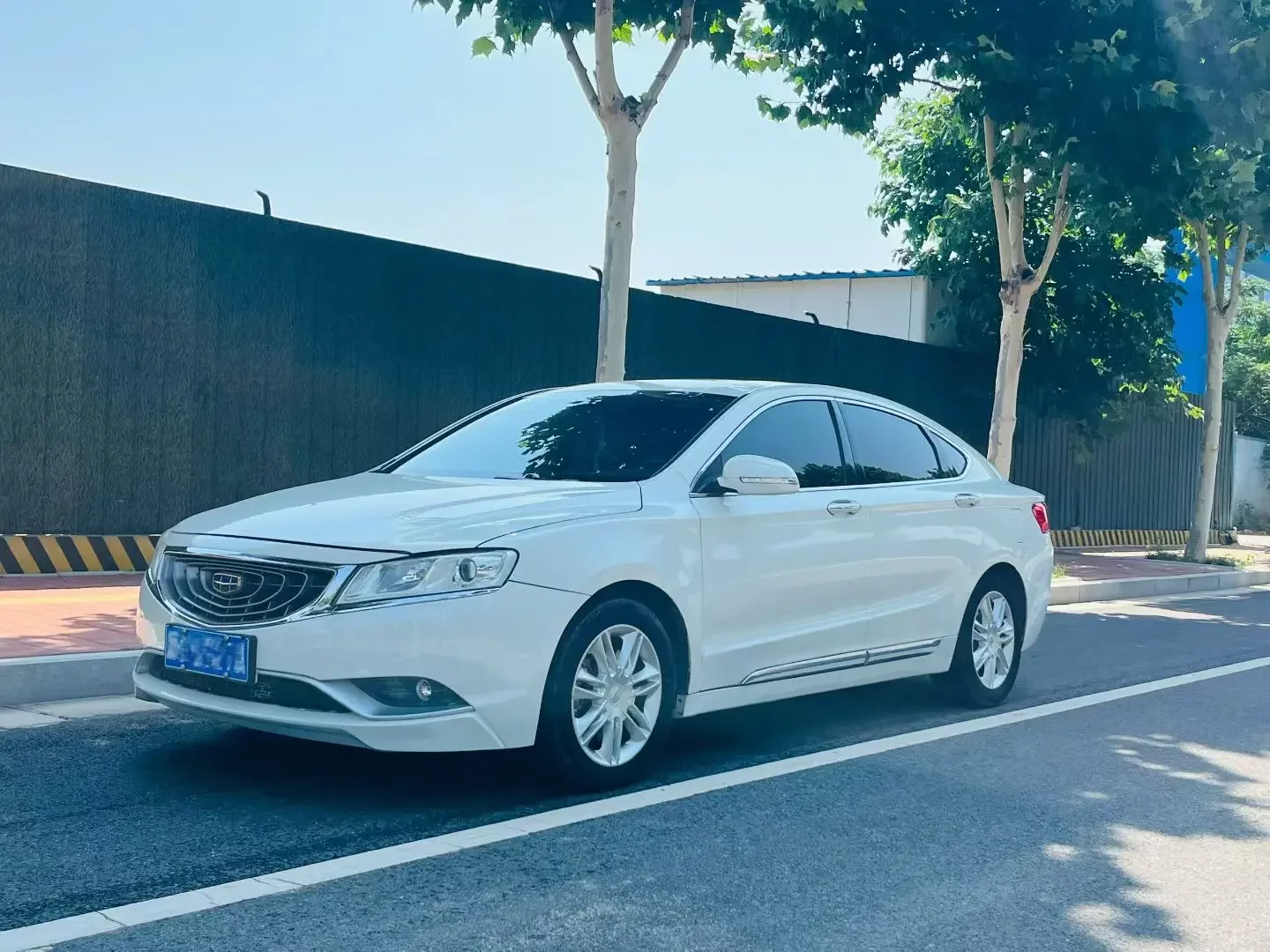Geely Borui  из Китая