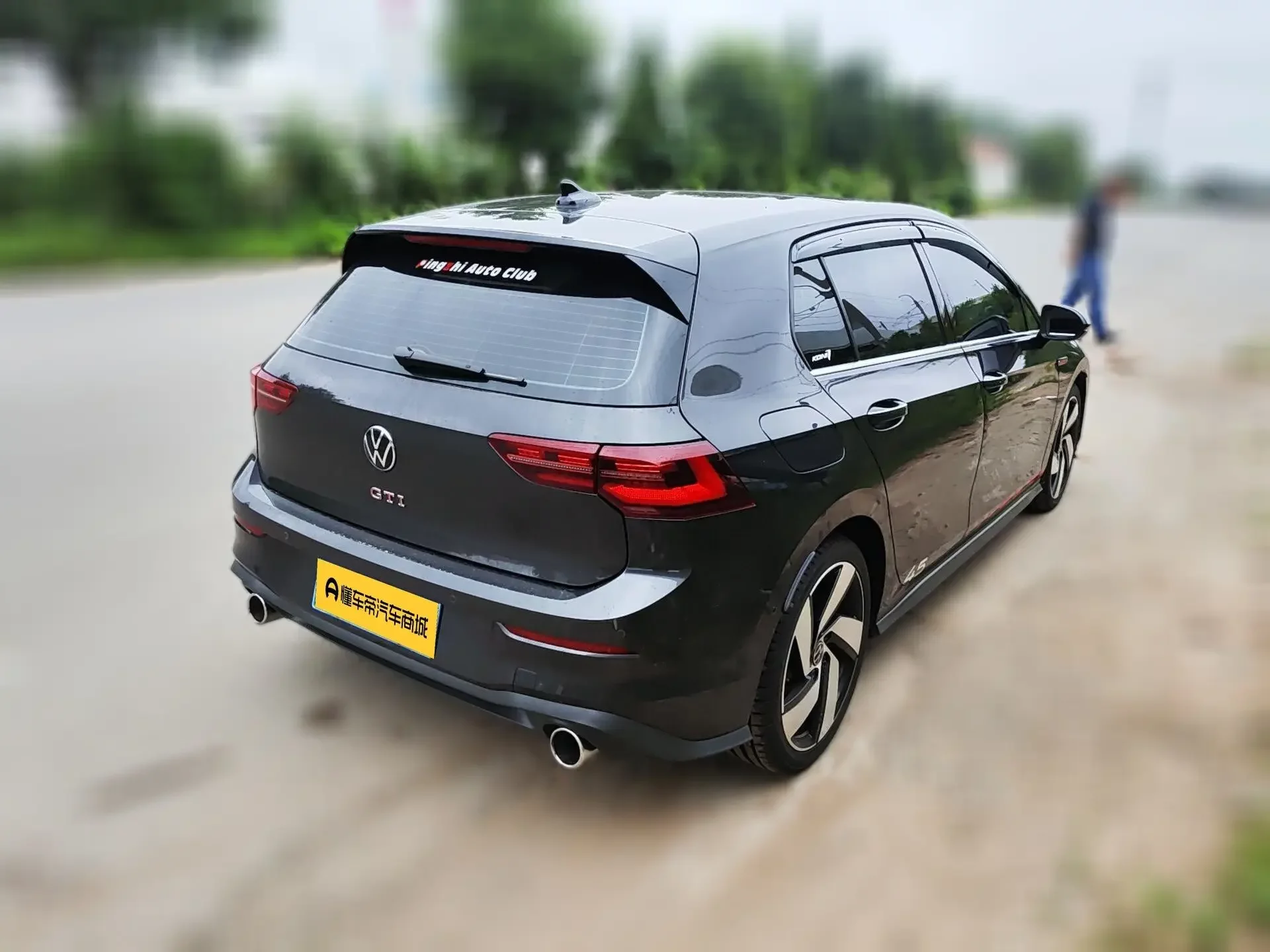 Volkswagen Golf GTI