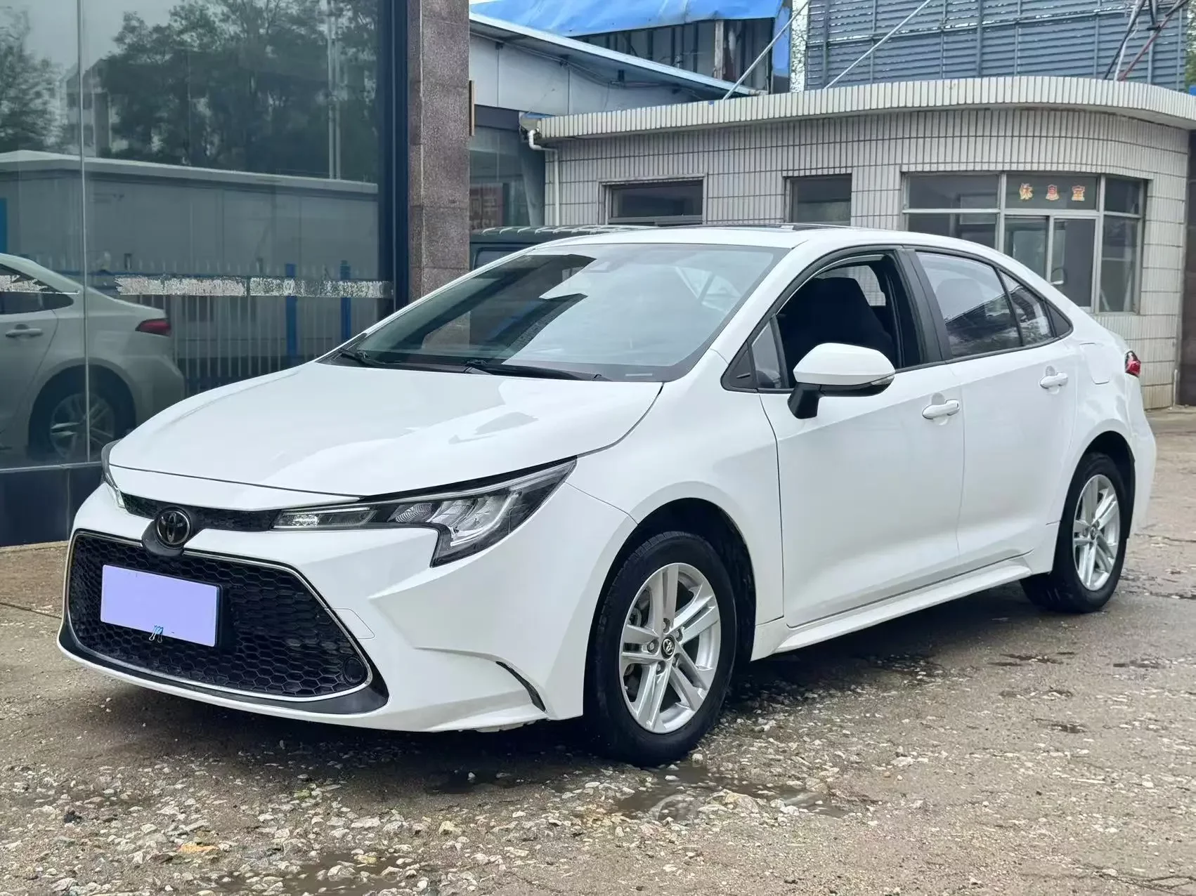 Toyota Levin (Lei Ling)  из Китая