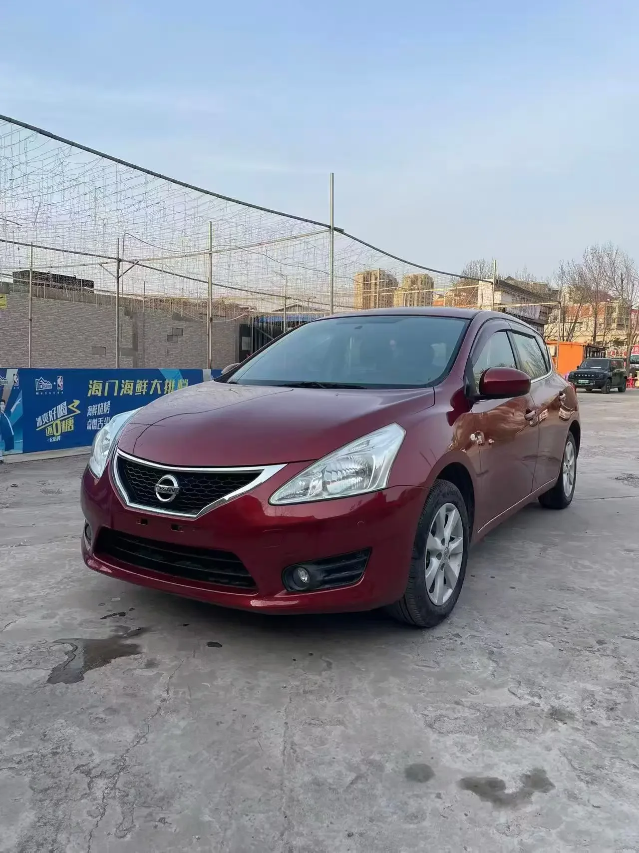 Nissan Tiida  из Китая