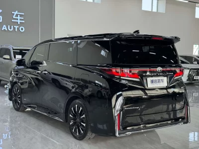 Toyota Crown Wellfire