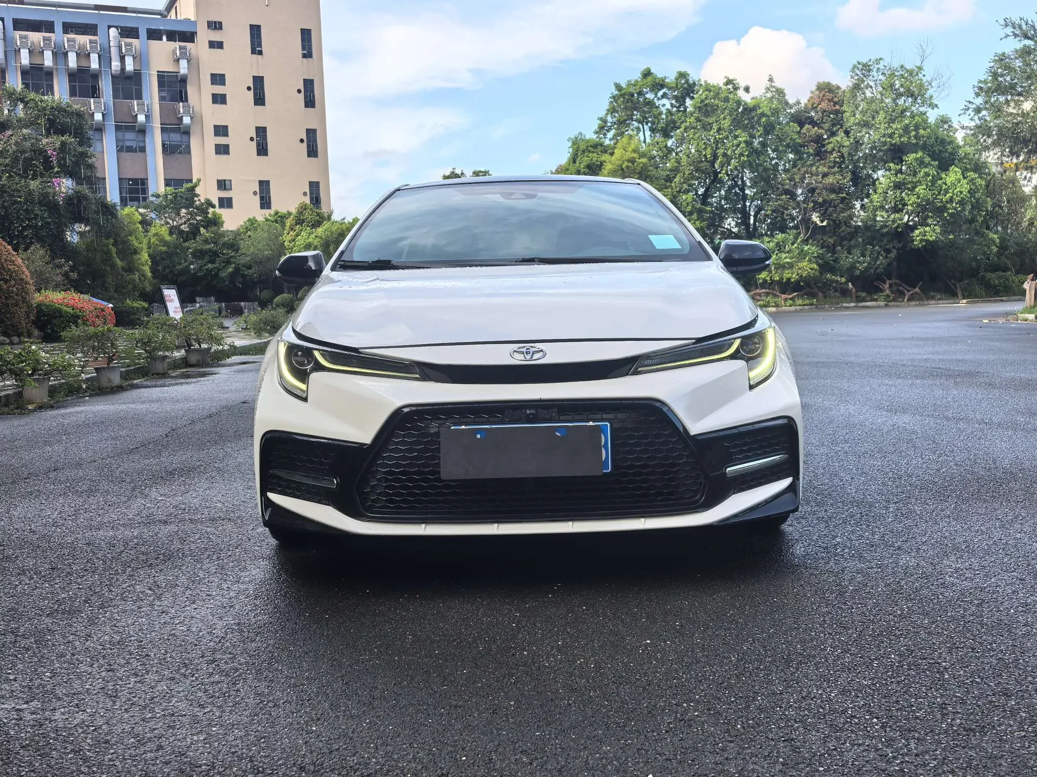 Toyota Levin (Lei Ling)  из Китая