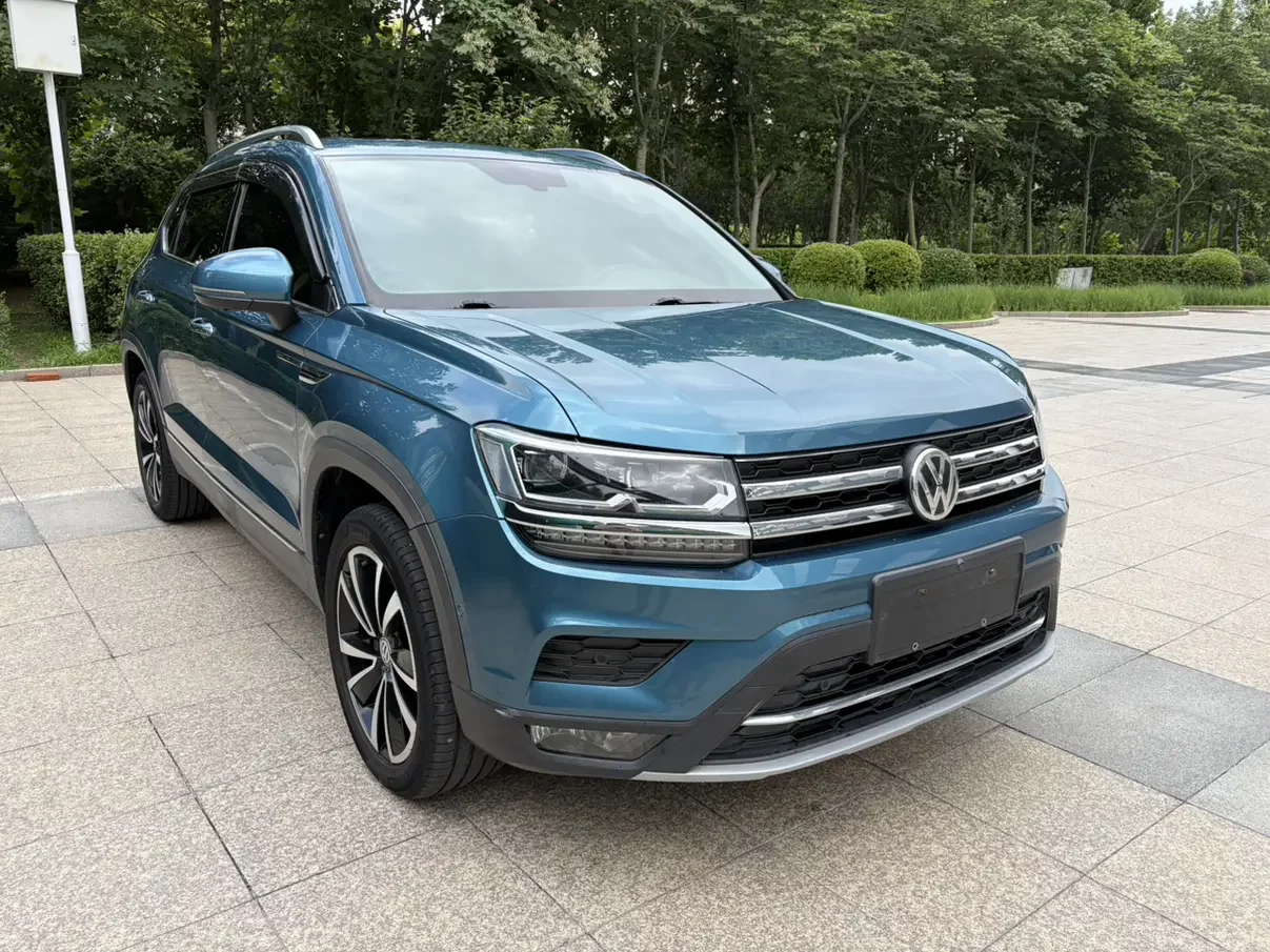 Volkswagen Tharu