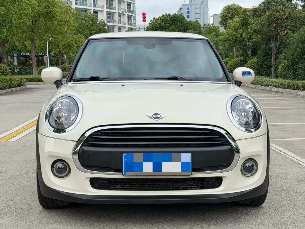 MINI 