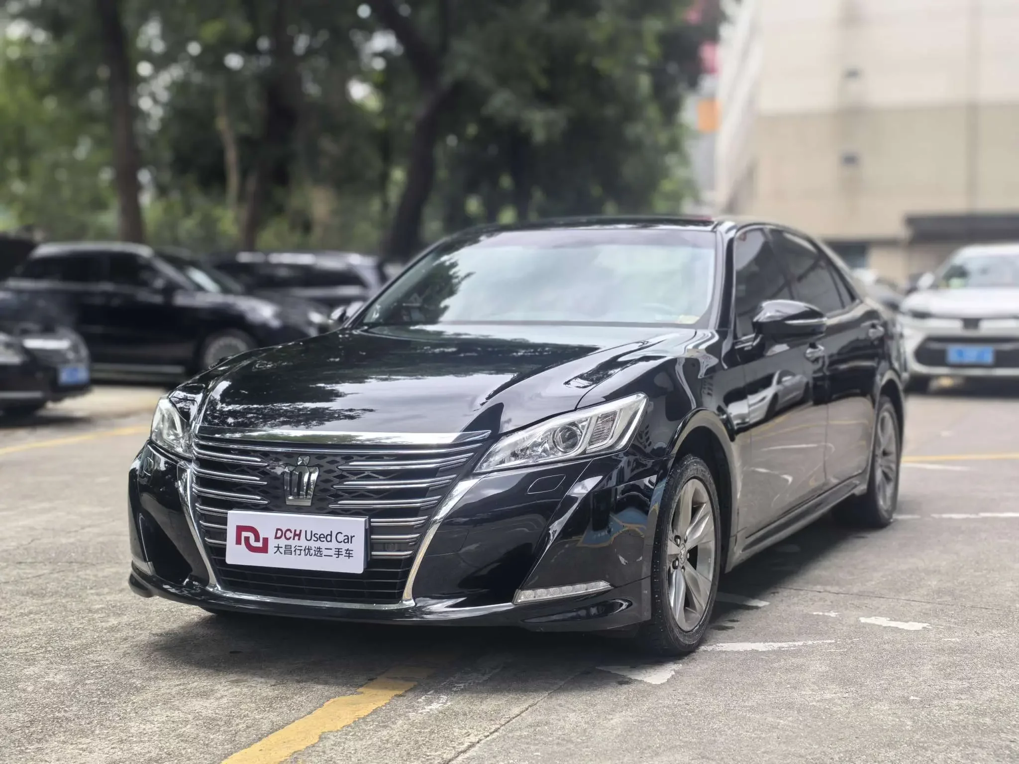 Toyota crown