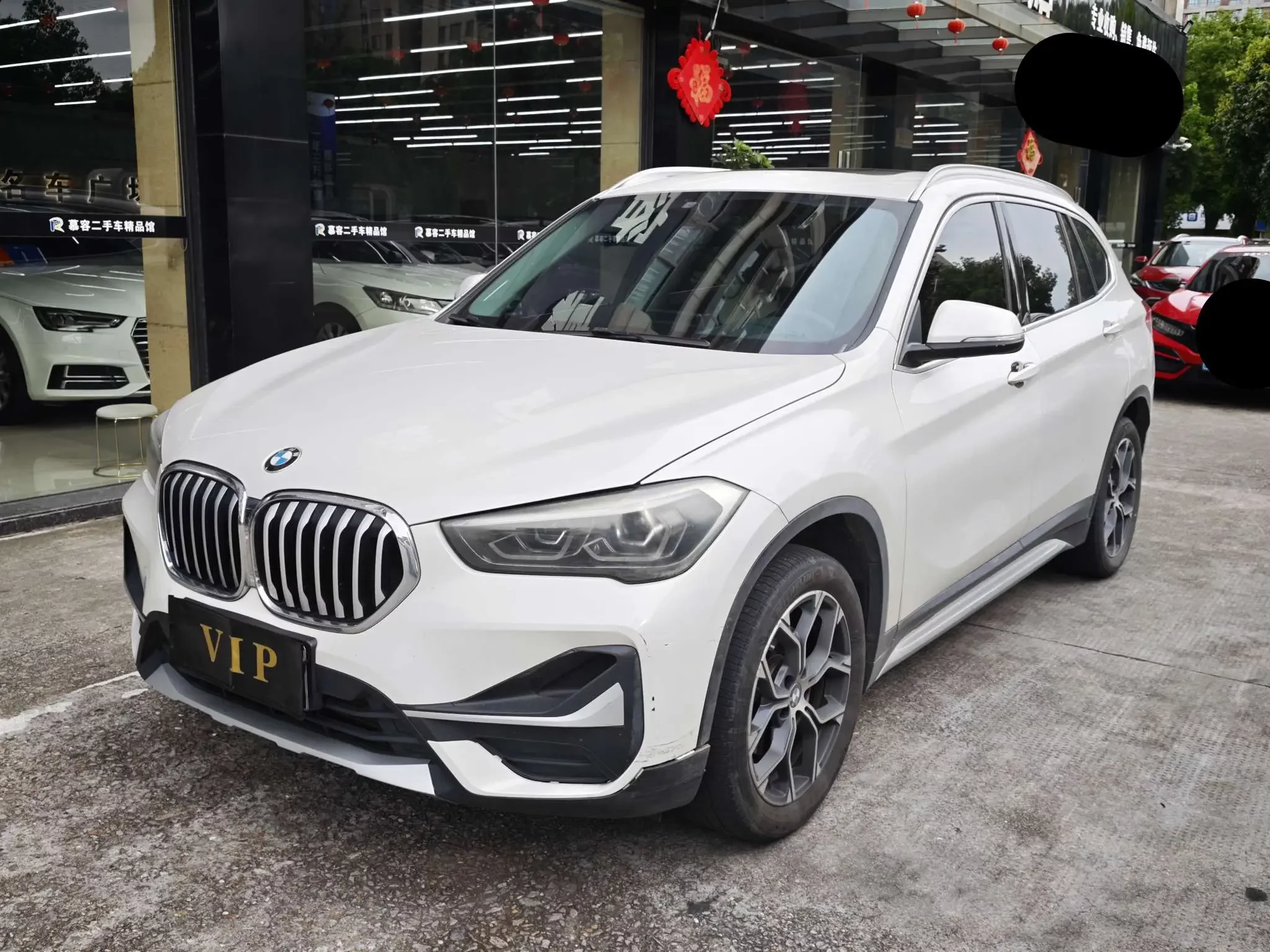 BMW X1  из Китая