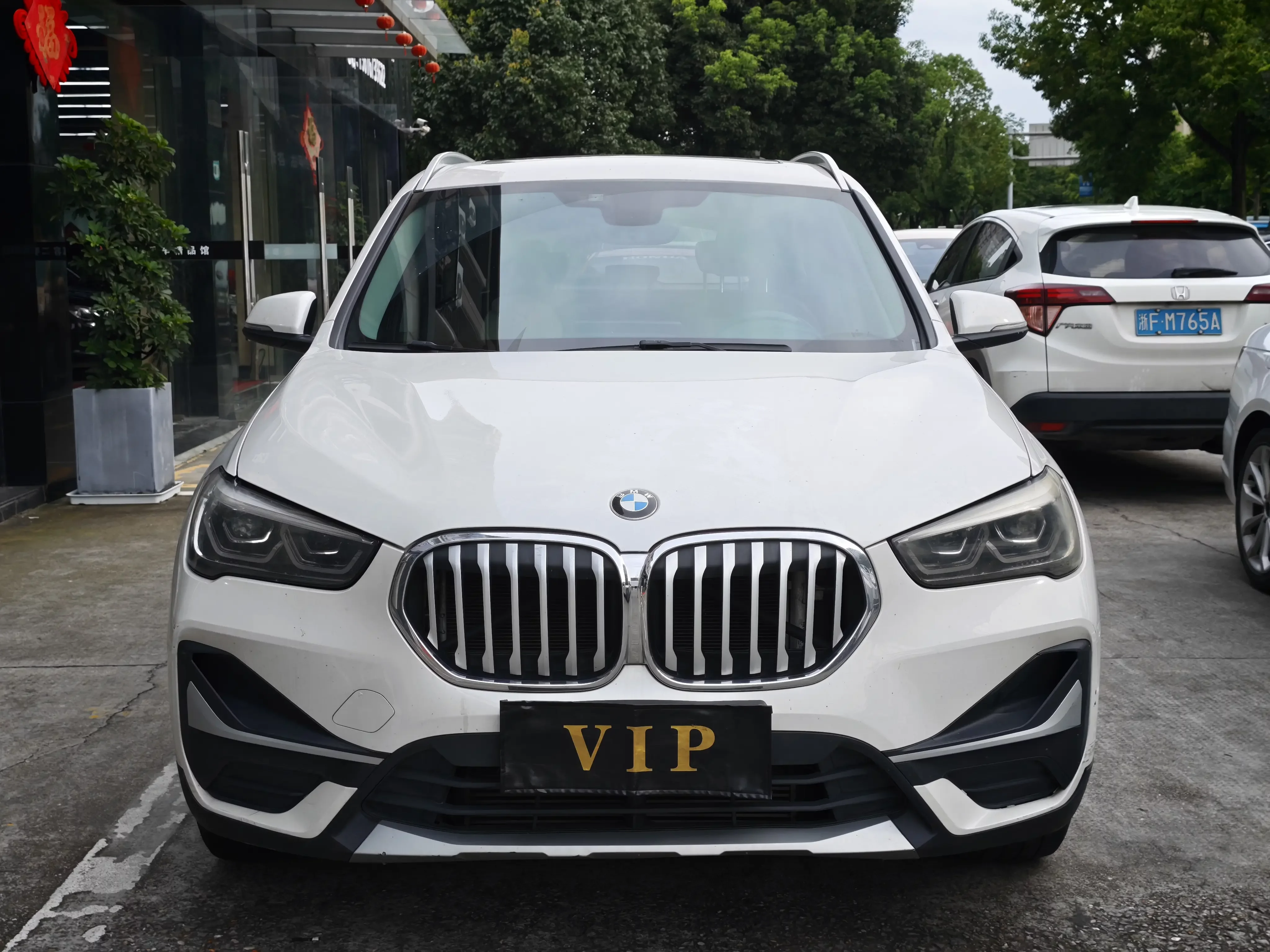 BMW X1  из Китая