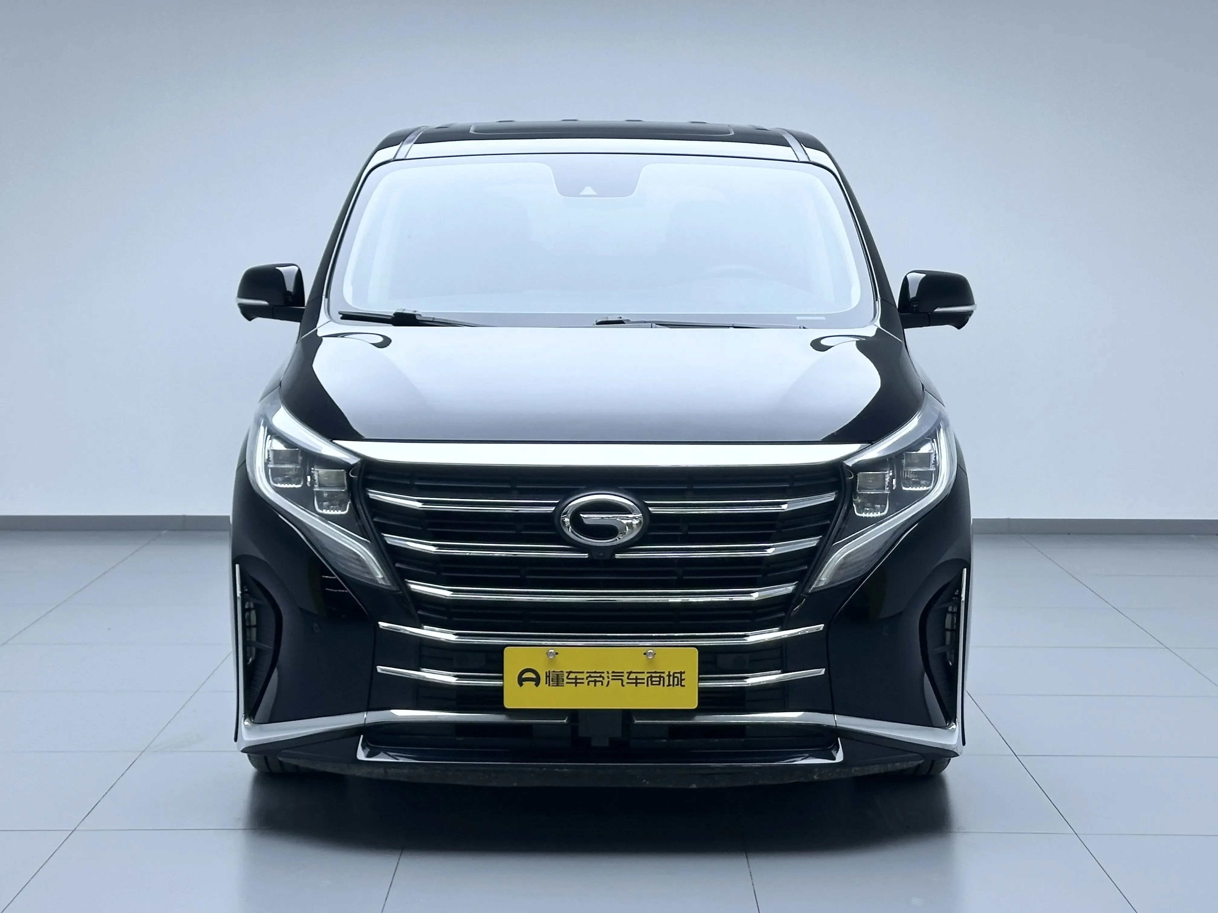 GAC Trumpchi M8  из Китая