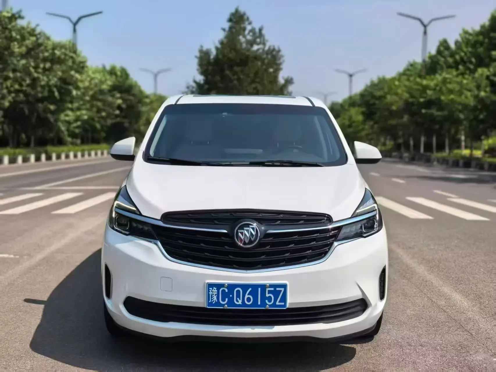 Buick GL8  из Китая