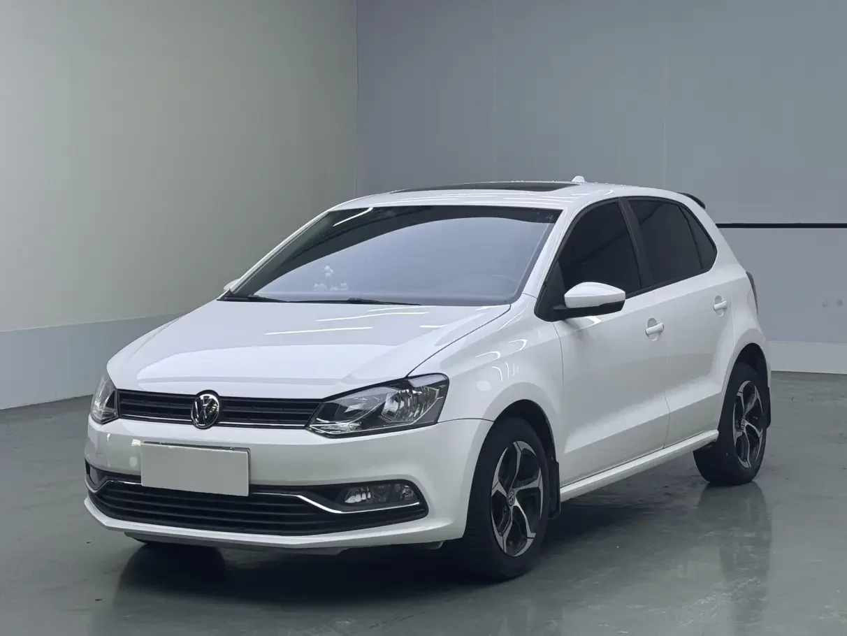Volkswagen Polo  из Китая