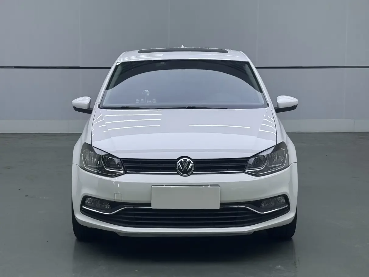 Volkswagen Polo  из Китая