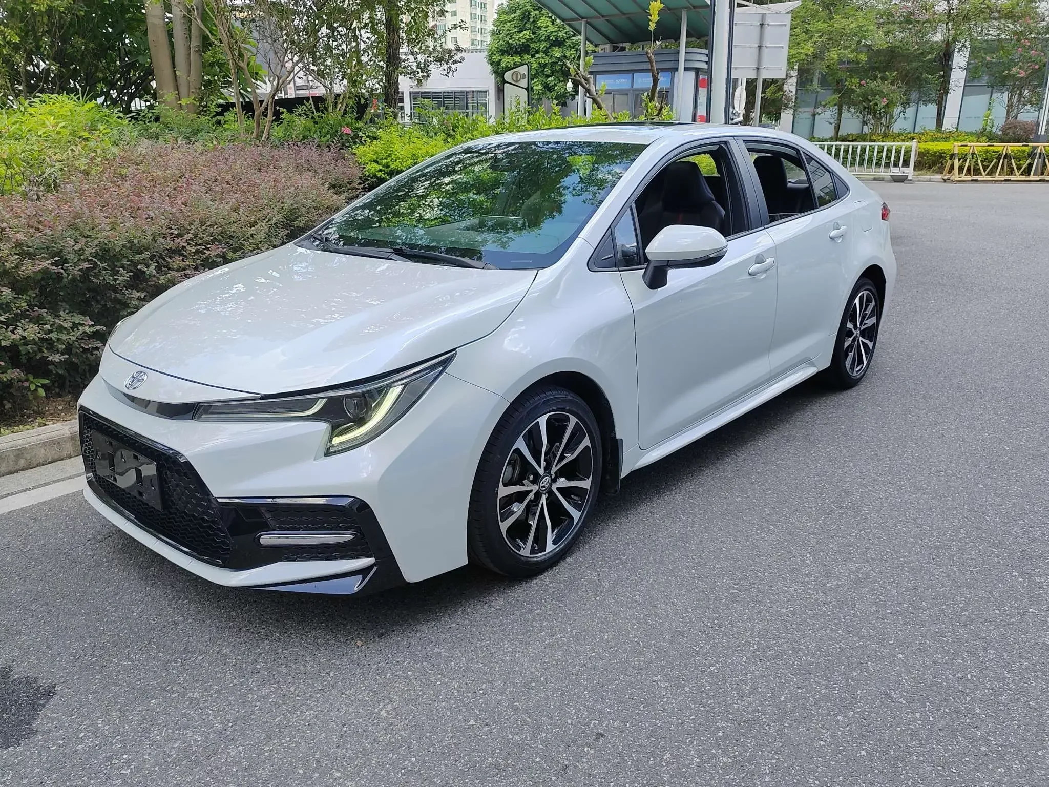 Toyota Levin (Lei Ling)  из Китая
