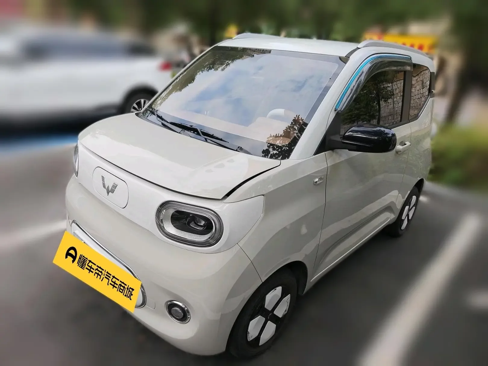 Wuling Hongguang MINIEV  из Китая