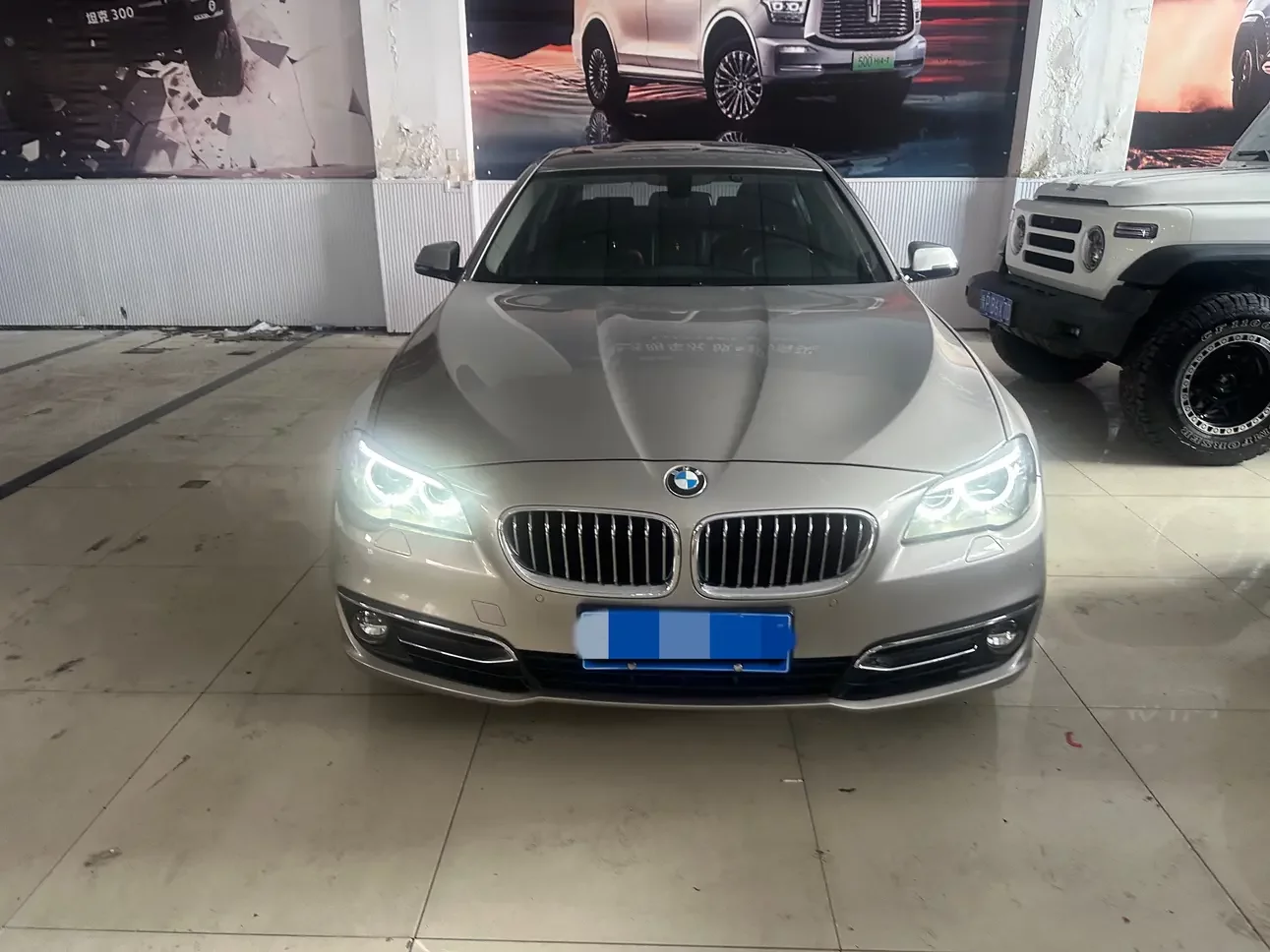 BMW 5 Series  из Китая