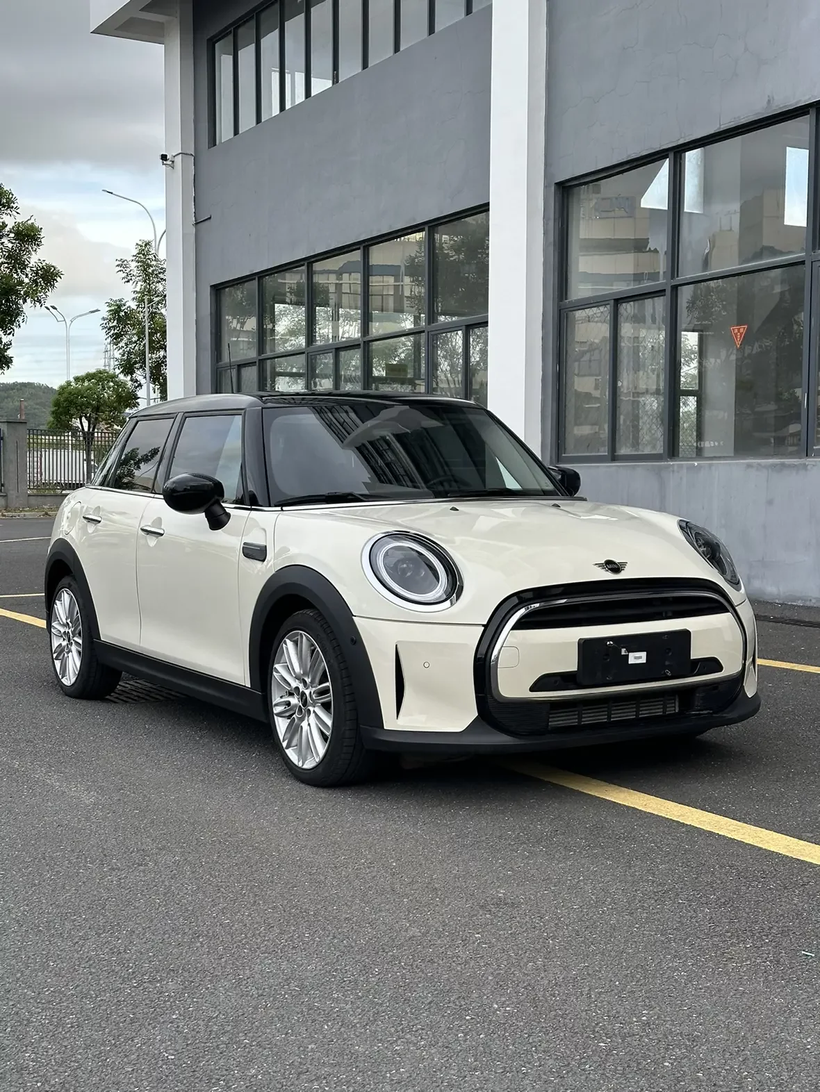 MINI 