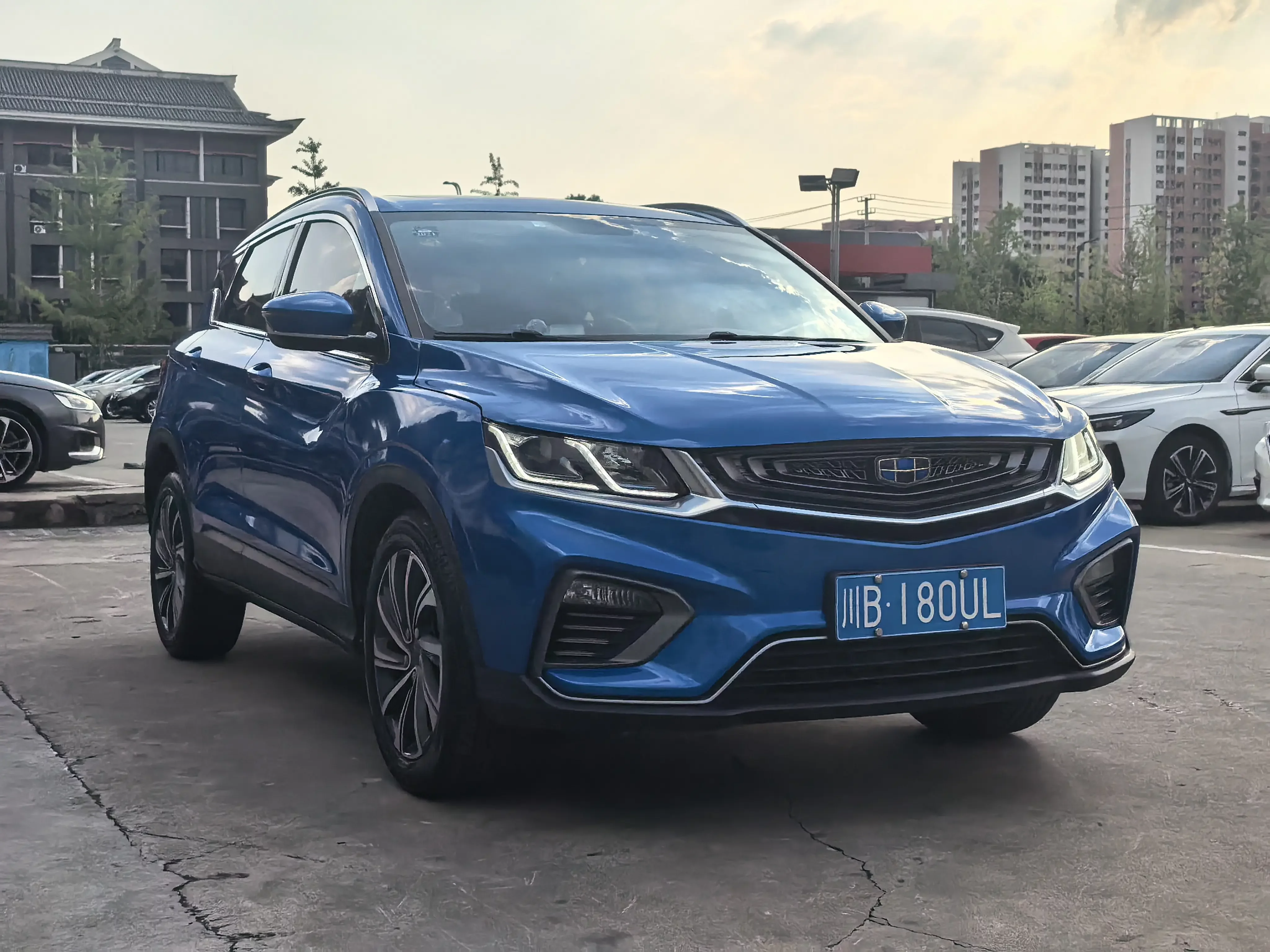 Geely Coolray SX11 (Binyue)  из Китая
