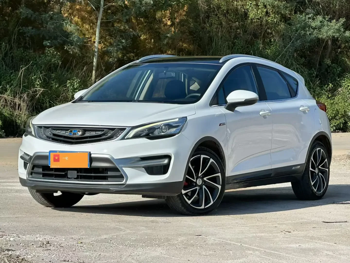 Geely Emgrand GS  из Китая