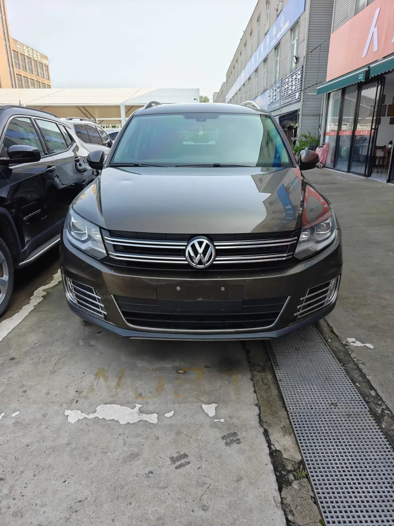 Volkswagen Tiguan  из Китая