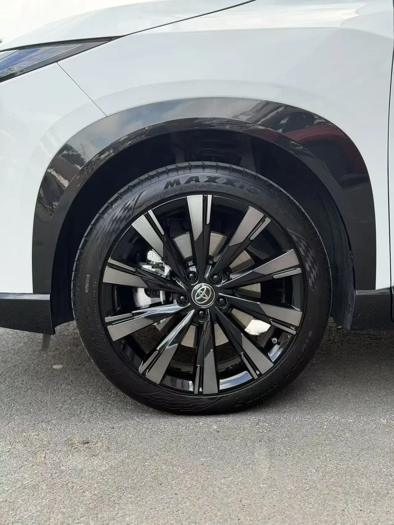 Toyota Bozhi 3X