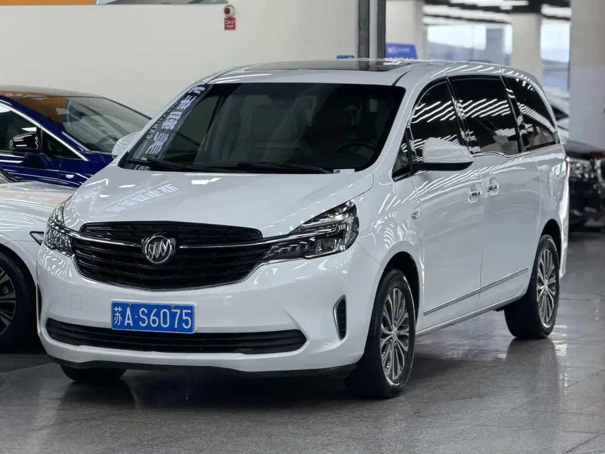 Buick GL8  из Китая