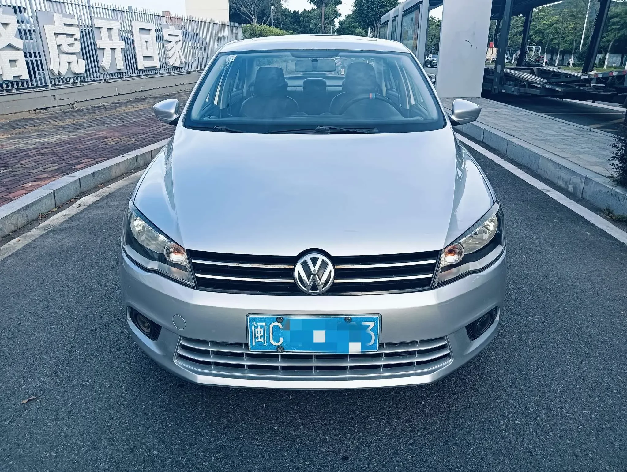 Volkswagen Jetta  из Китая