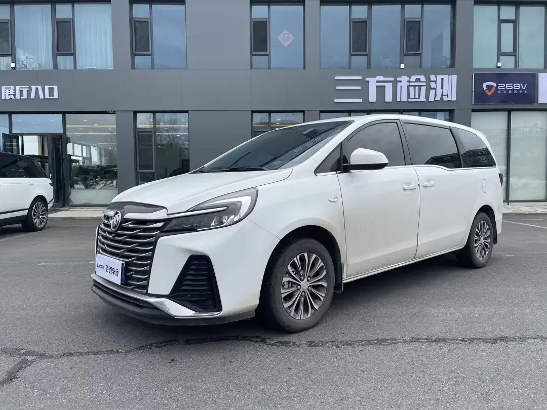 Buick GL8  из Китая