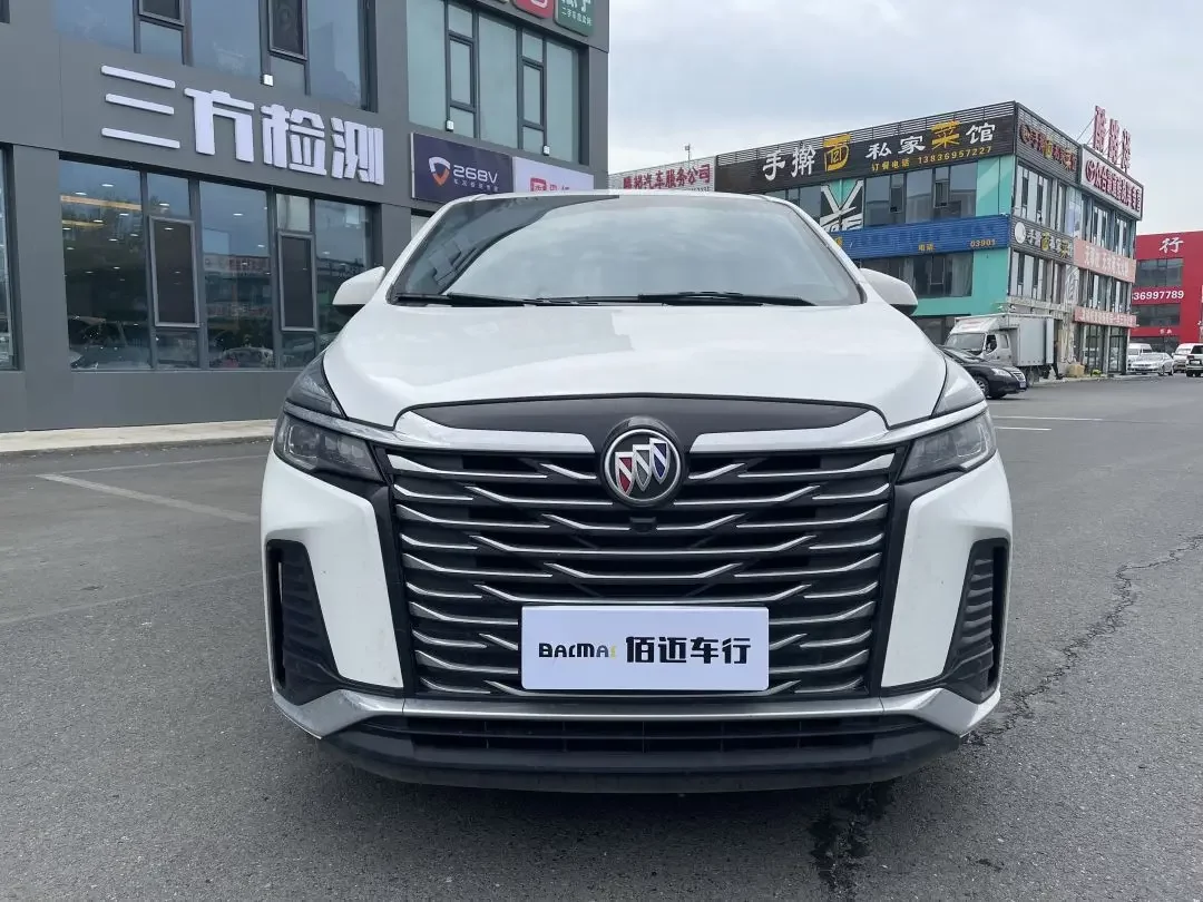 Buick GL8  из Китая
