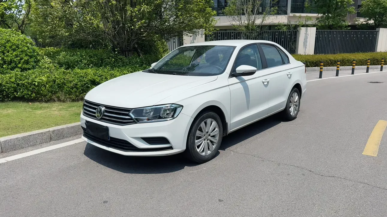Volkswagen Bora  из Китая