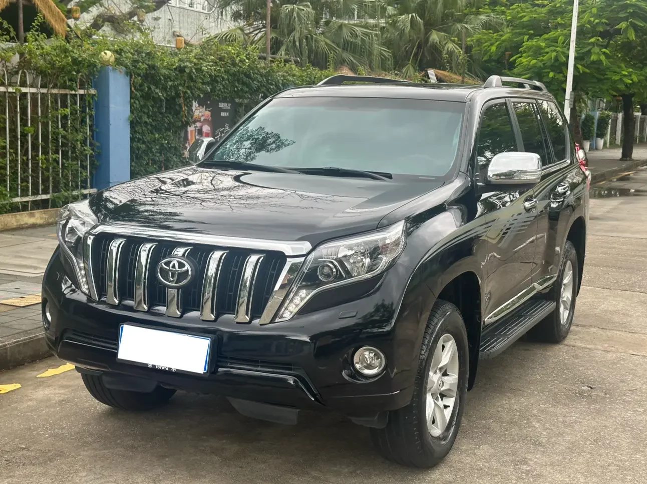 Toyota prado