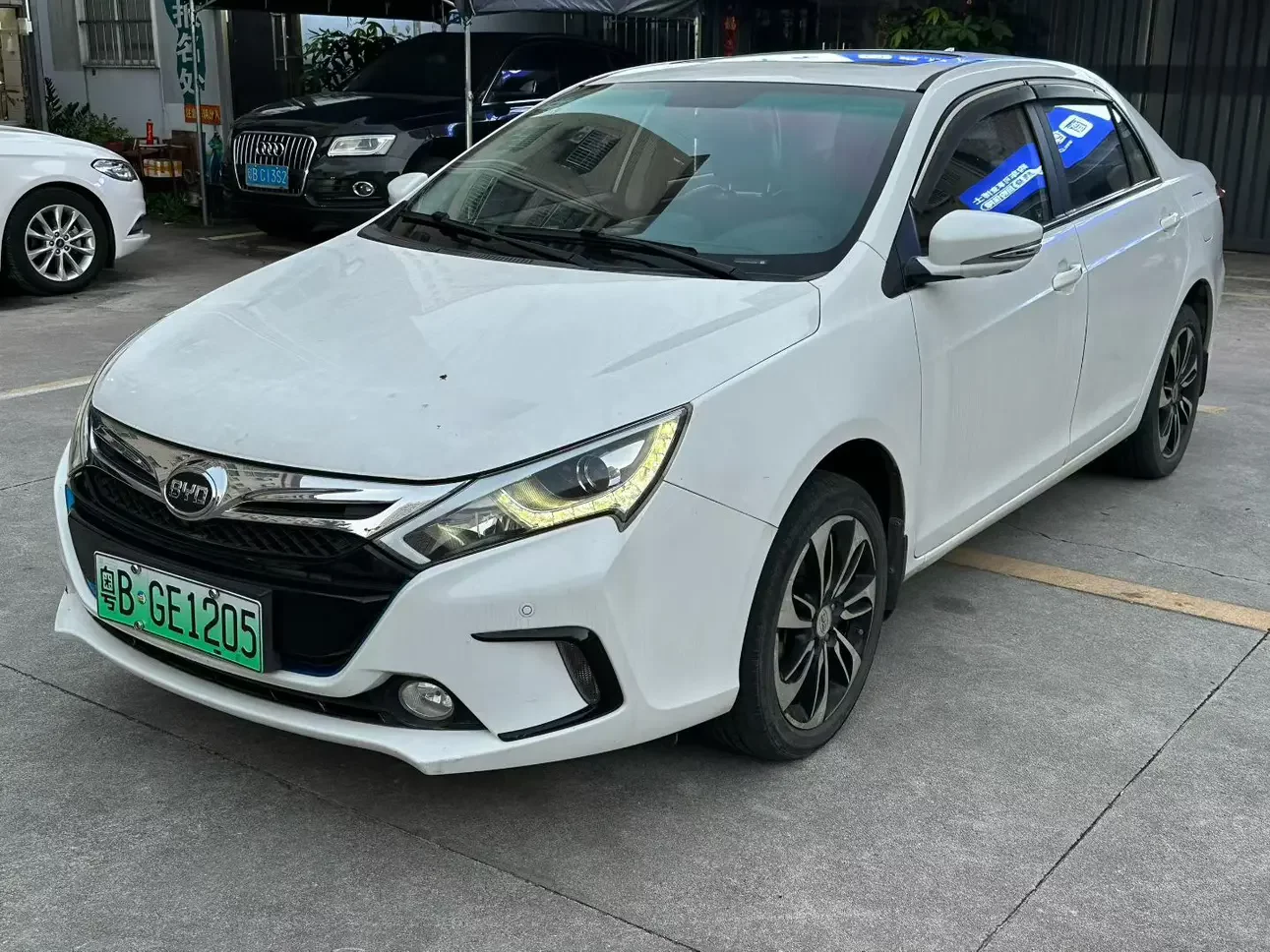 BYD Qin DM  из Китая