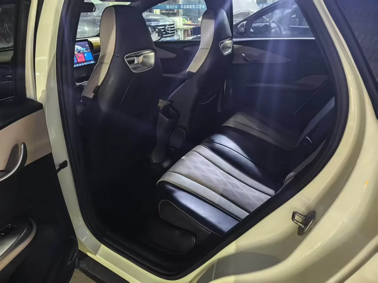 catalog-car-9