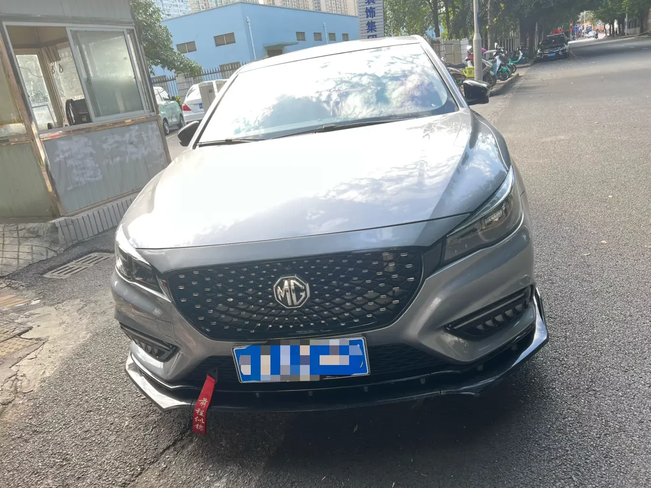 MG 6  из Китая