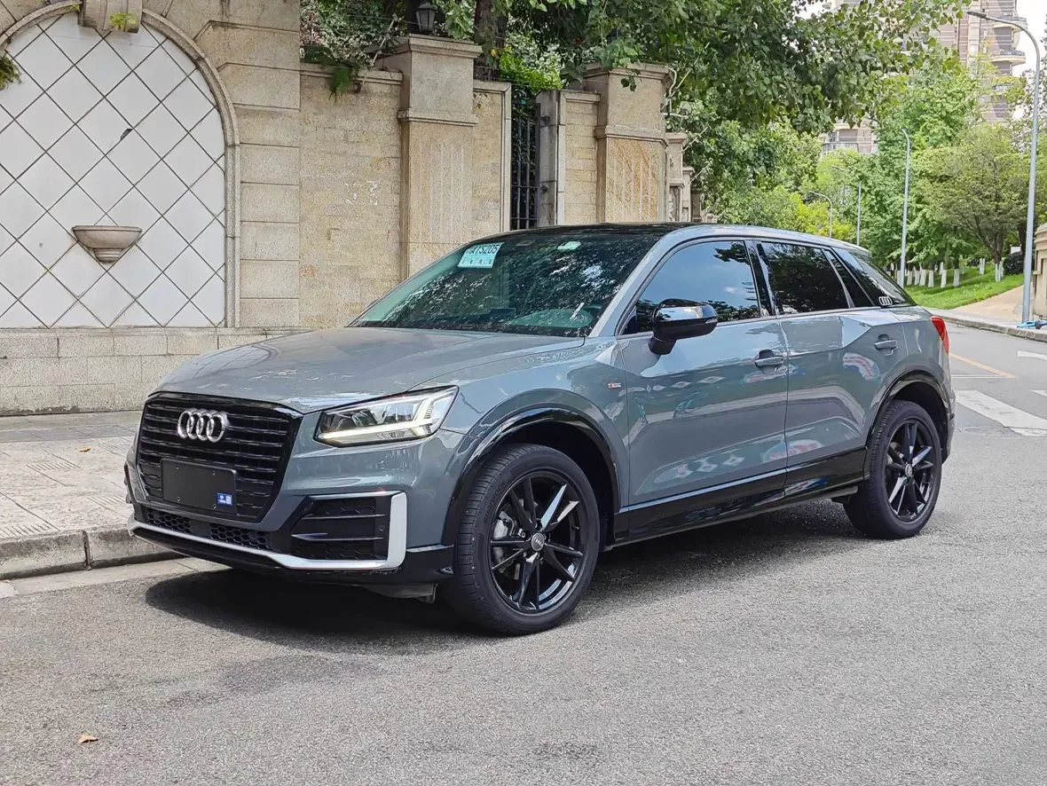 Audi Q2L  из Китая