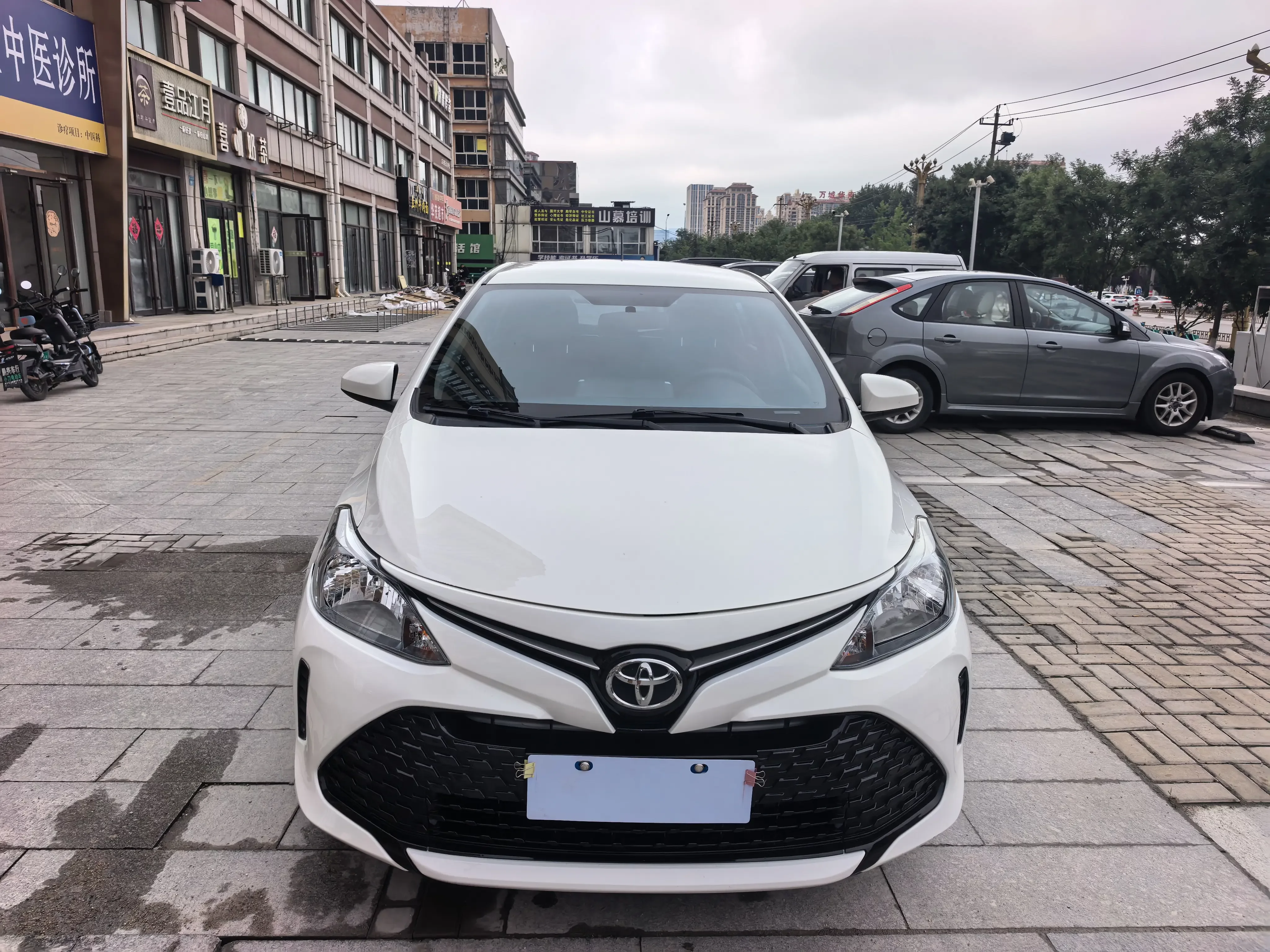 Toyota Vios FS