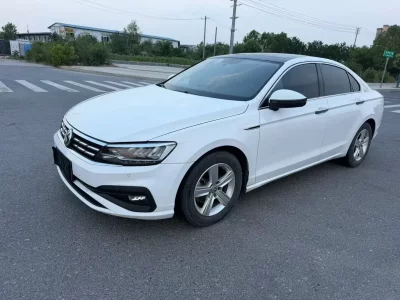 Volkswagen Lamando