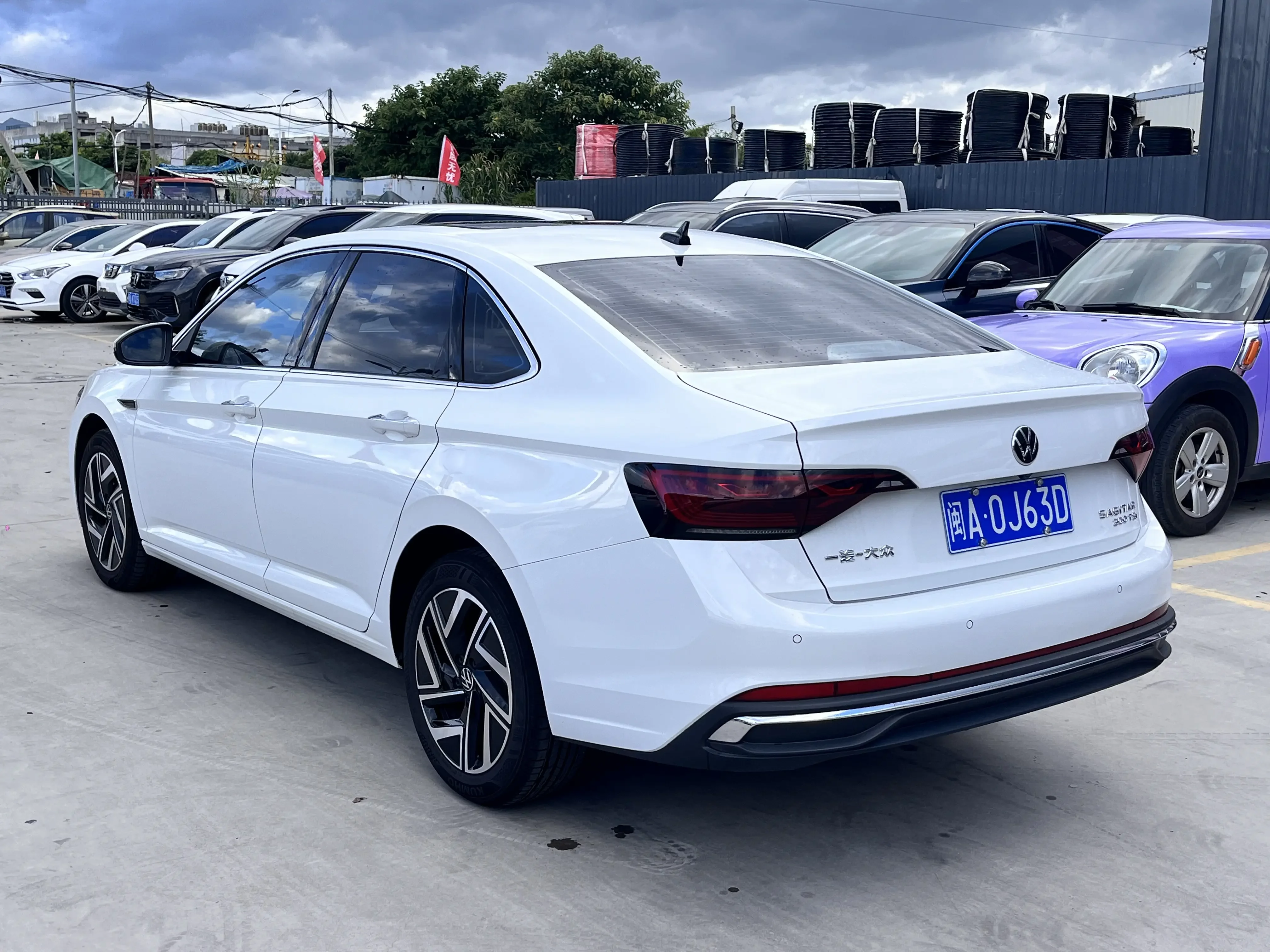 Volkswagen Sagitar