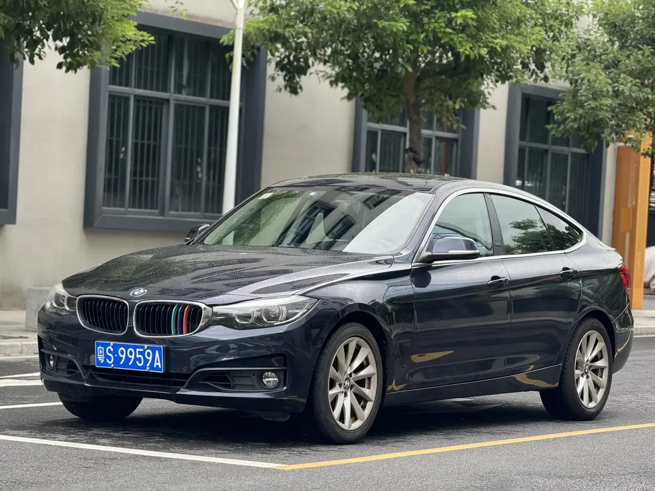 BMW 3 Series GT  из Китая