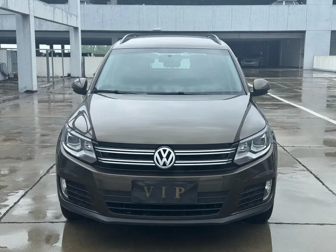 Volkswagen Tiguan  из Китая