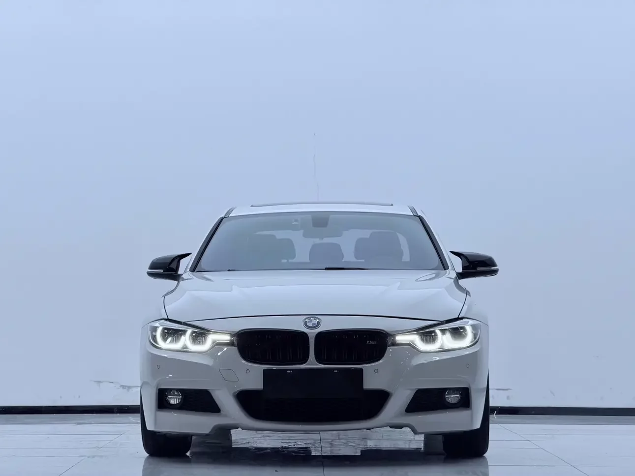 BMW 3 Series  из Китая