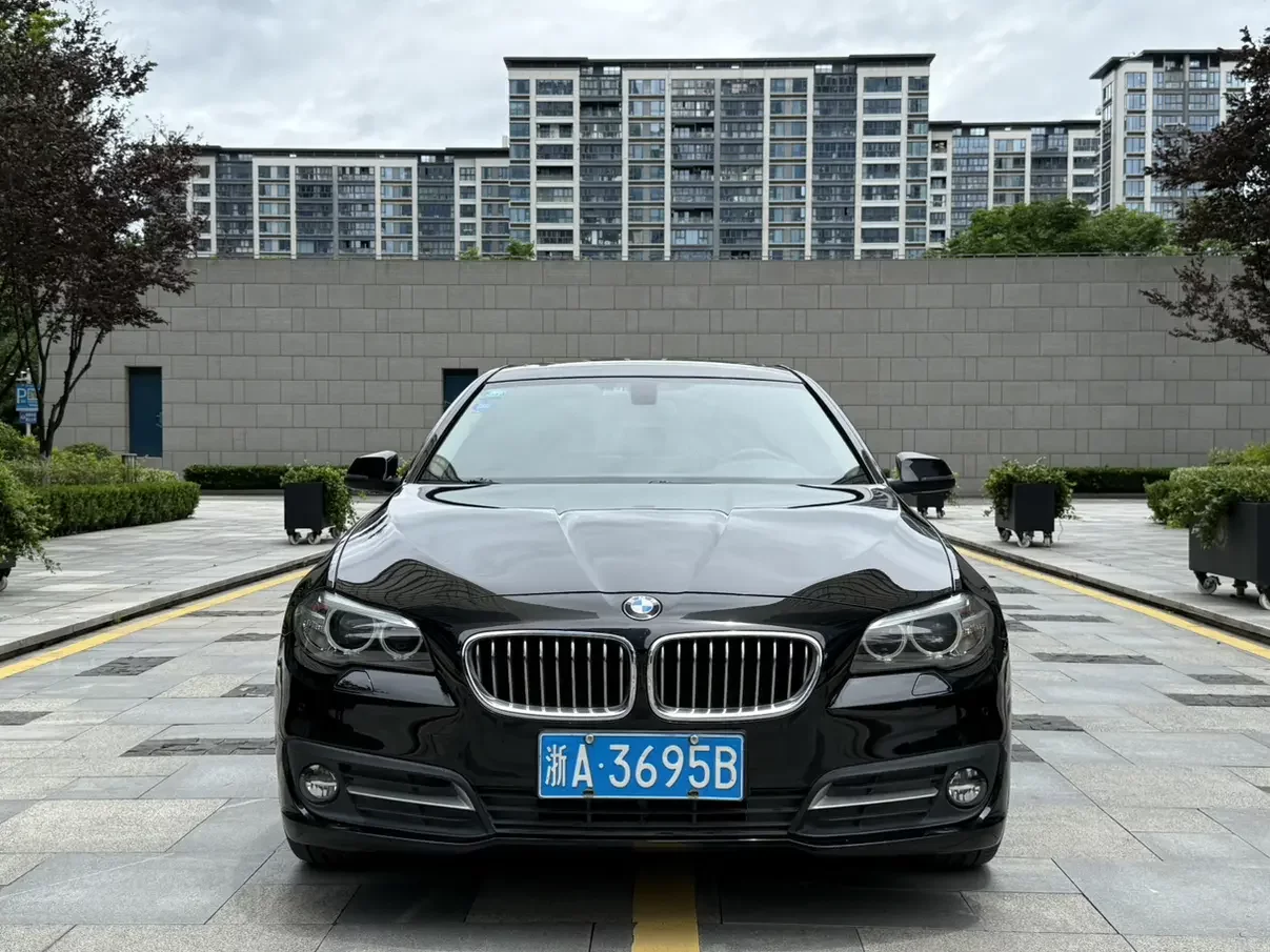 BMW 5 Series  из Китая