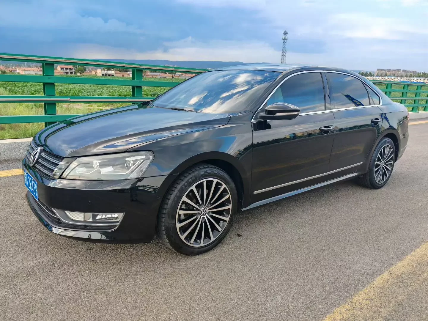 Volkswagen Passat  из Китая