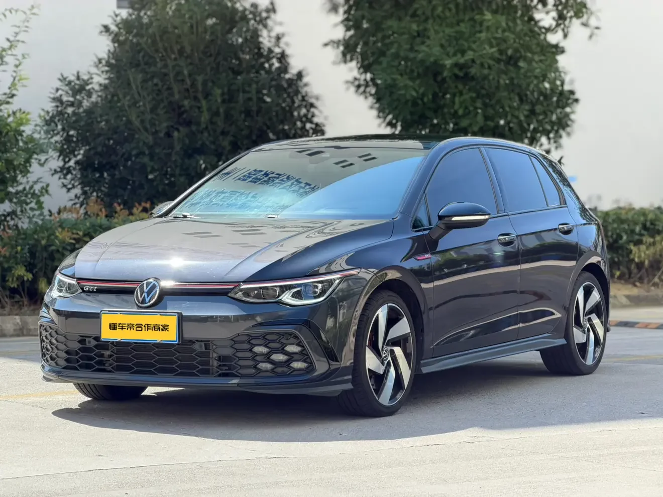 Volkswagen Golf GTI