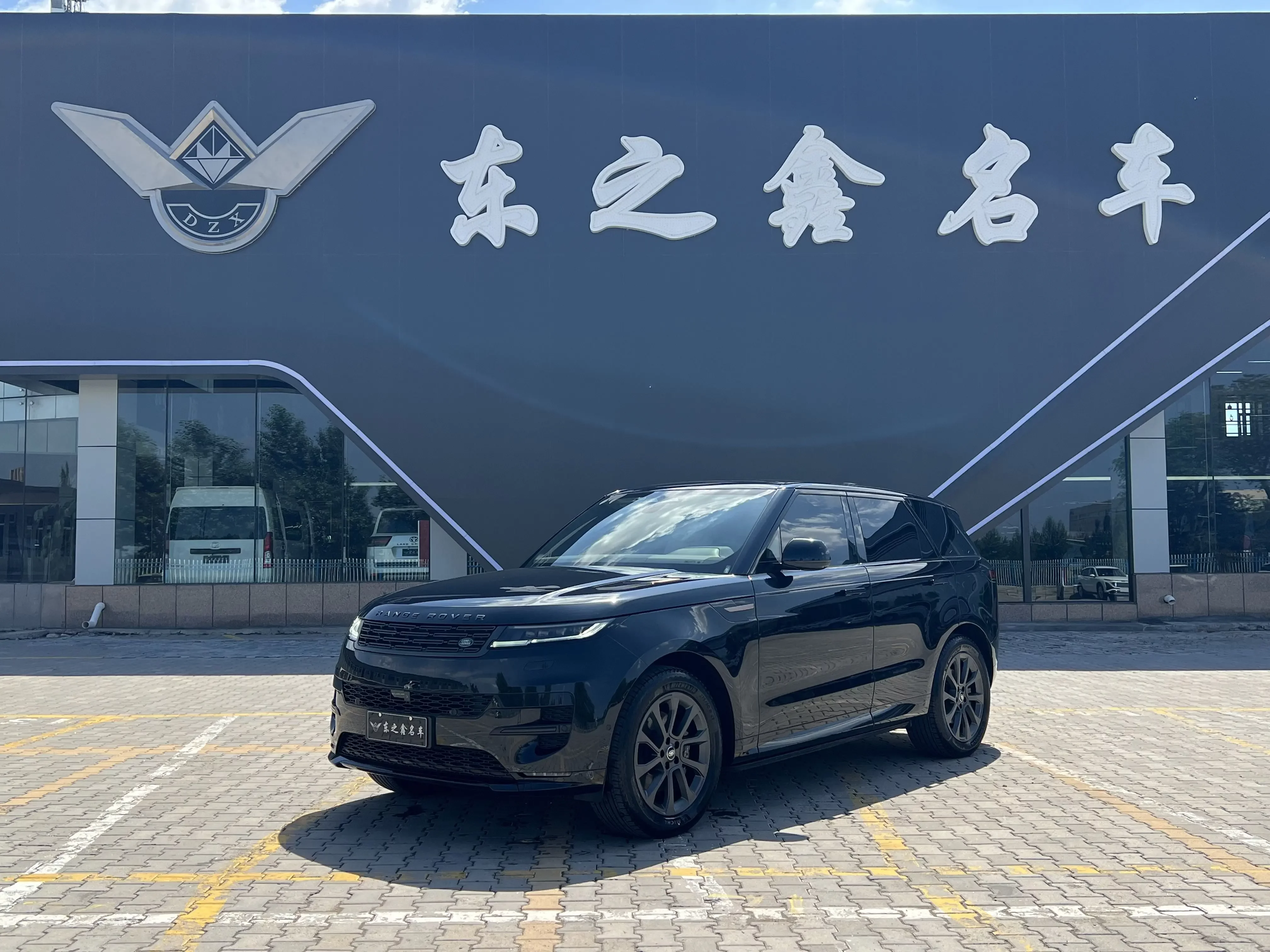 Land Rover Range Rover Sport  из Китая