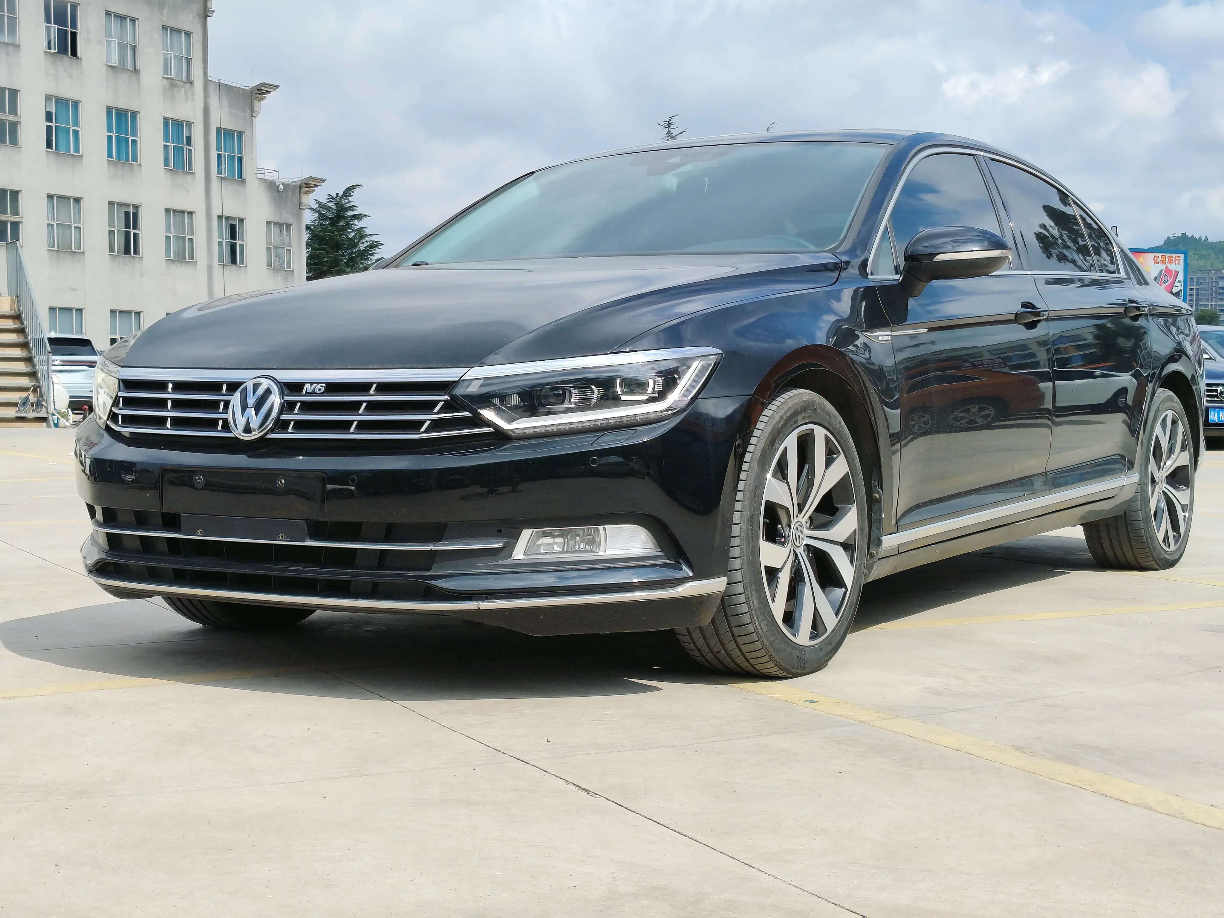 Volkswagen Magotan
