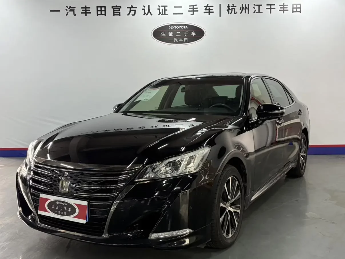 Toyota crown  из Китая