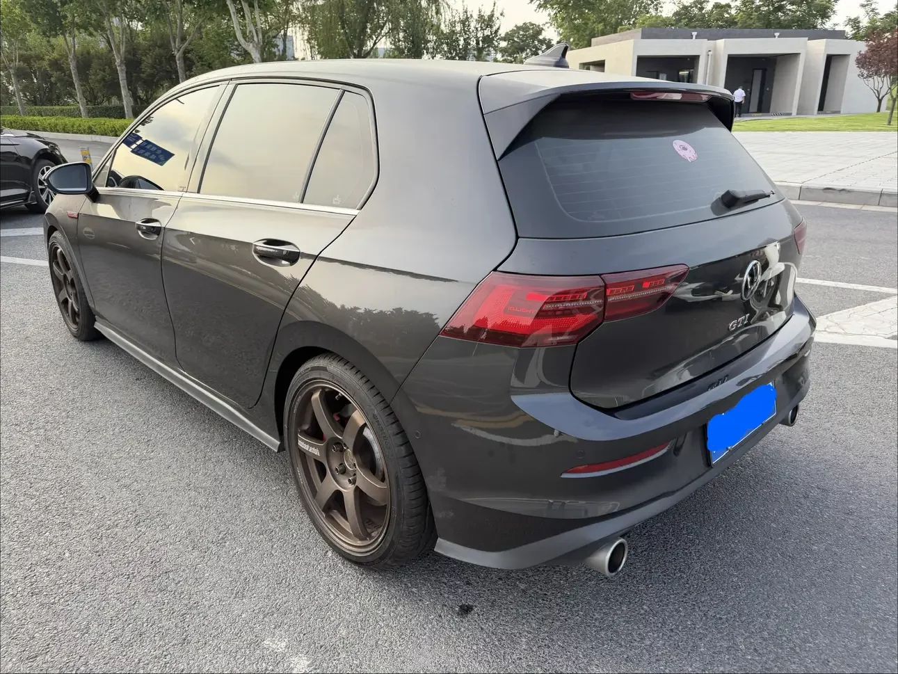 Volkswagen Golf GTI