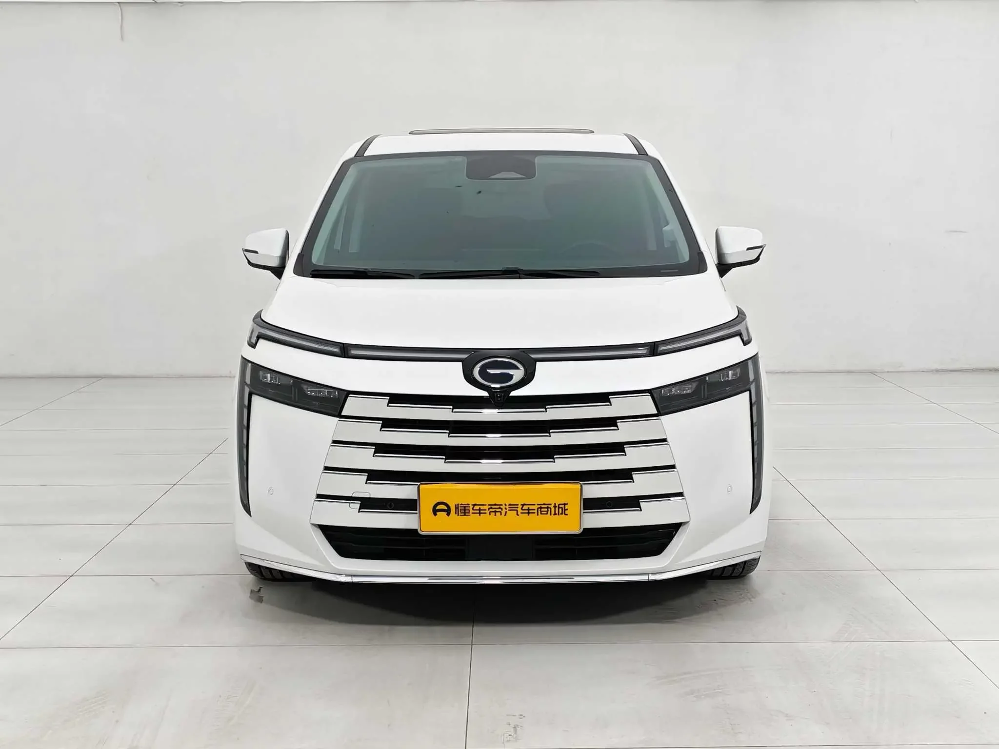 GAC Trumpchi E8 PHEV  из Китая