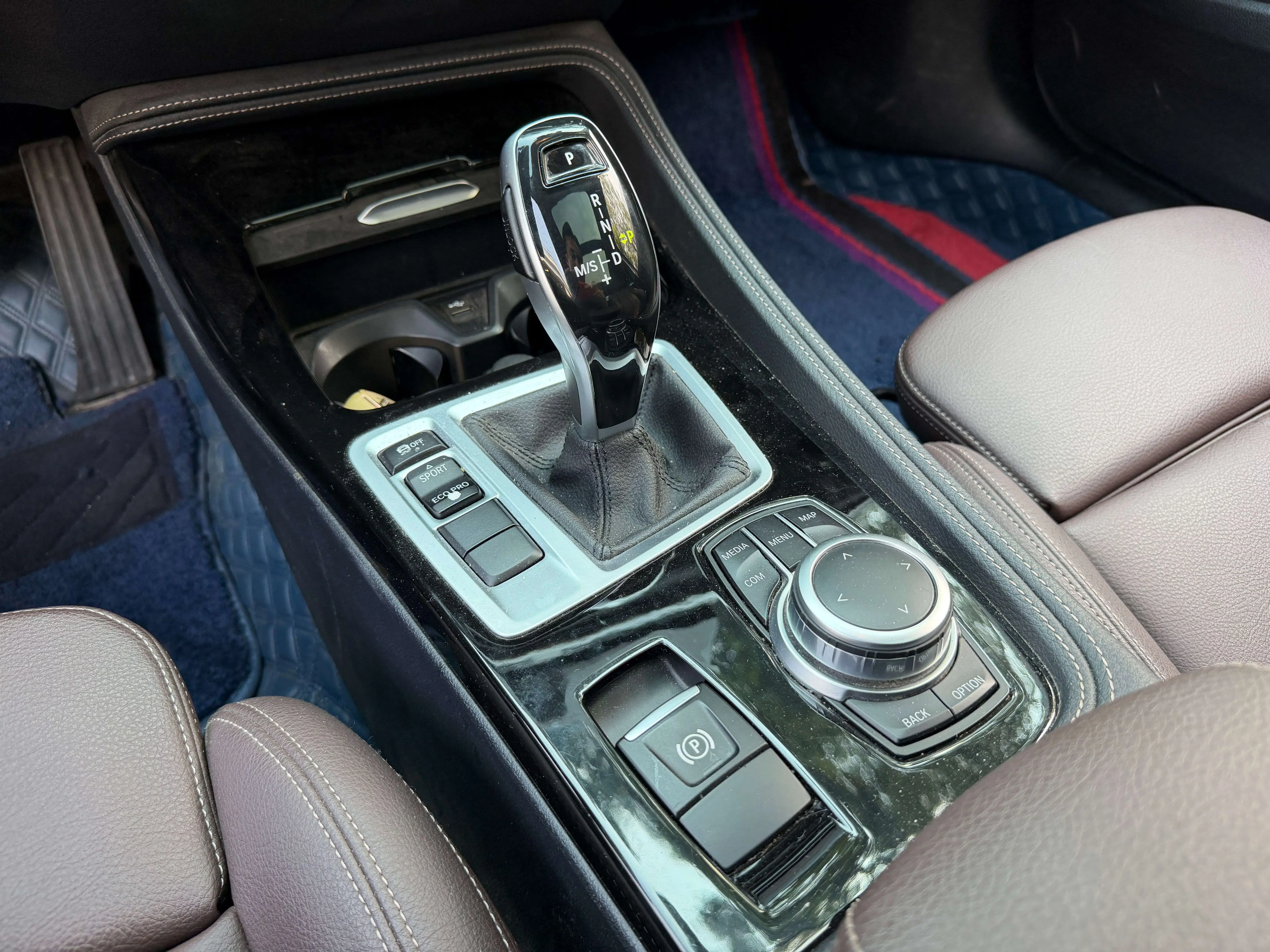 catalog-car-9